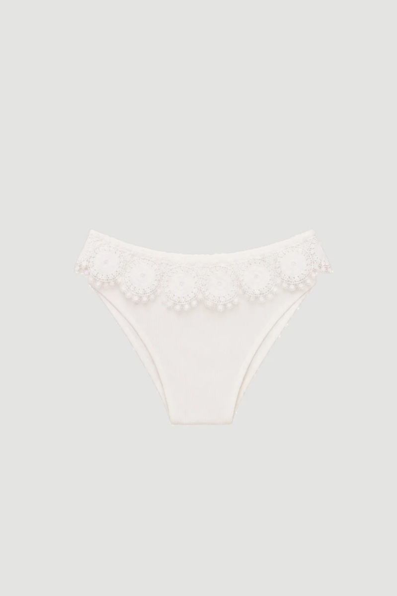 Ibiza Bikini  With Lace Hot Pants - Concha